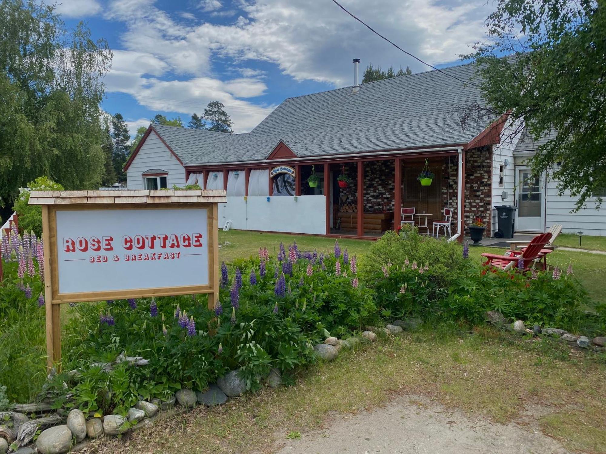 Rose Cottage Bed & Breakfast Valemount Zewnętrze zdjęcie